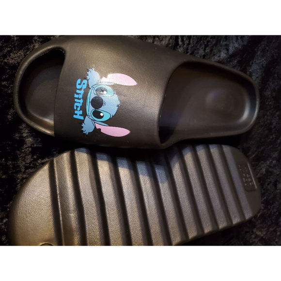 Unisex comfortable.Stitch Slides Sandals - Picture 1 of 3